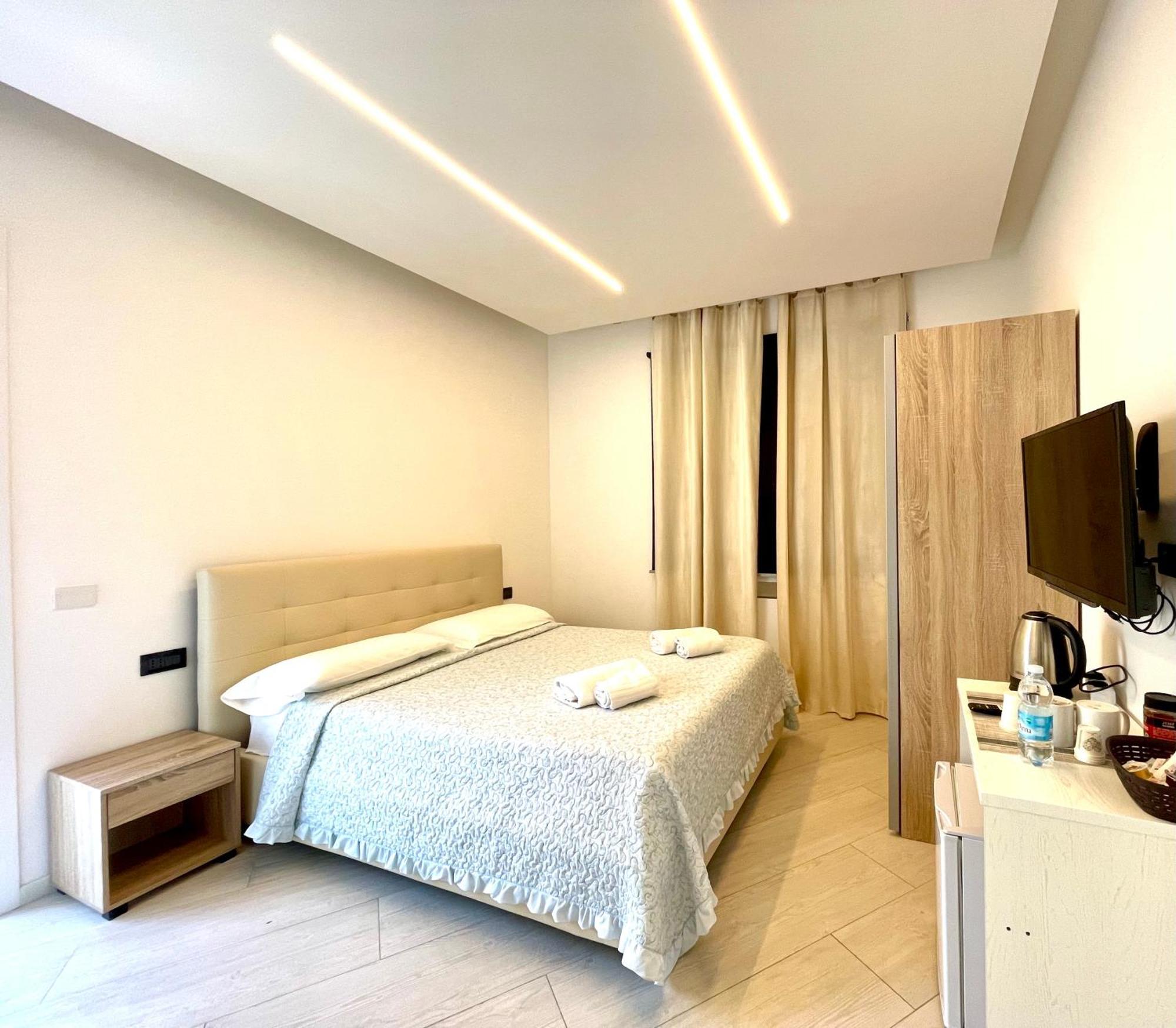Magenta Rooms Olbia Exterior foto